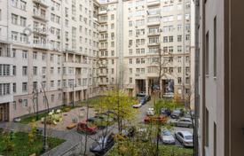 3 pièces appartement 125 m² à district Yakimanka, Russie. 50,000 ₽ par semaine