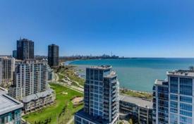 3 pièces appartement à Lake Shore Boulevard West, Canada. C$916,000