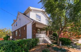 4 pièces maison mitoyenne à Old Toronto, Canada. C$1,140,000