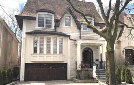 5 pièces maison en ville à North York, Canada. C$2,468,000