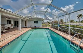 Maison en ville – Fort Myers, Floride, Etats-Unis. $709,000