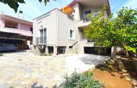 Maison en ville – Kranidi, Péloponnèse, Grèce. 260,000 €