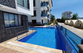 Appartements Prêts En Complexe avec Piscine à Mahmutlar Alanya. $290,000