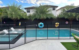 Maison en ville – Miami Lakes, Miami, Floride,  Etats-Unis. $1,190,000