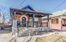 3 pièces maison en ville en York, Canada. C$1,537,000