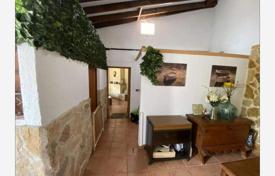4 pièces maison mitoyenne 218 m² à Yecla, Espagne. 255,000 €