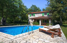 Maison en ville – Rabac, Comté d'Istrie, Croatie. 315,000 €
