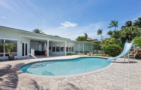 Villa – Miami Beach, Floride, Etats-Unis. 6,306,000 €
