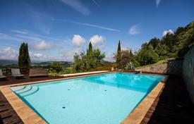 3 pièces villa 782 m² à Montone, Italie. 1,700,000 €