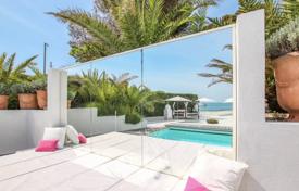 7 pièces villa à Cannes, France. 20,000 € par semaine