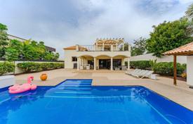 5 pièces villa 400 m² à La Caleta, Espagne. 4,500,000 €