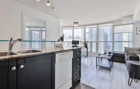 Appartement – Queens Quay West, Old Toronto, Toronto,  Ontario,   Canada. C$880,000