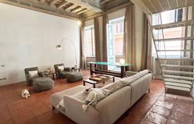 3 pièces appartement 163 m² à Rome, Italie. 1,490,000 €