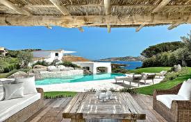 Villa – Punta Sardegna, Sardaigne, Italie. 30,000 € par semaine