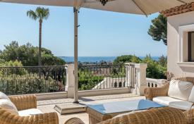 Villa – Cannes, Côte d'Azur, France. 3,950,000 €