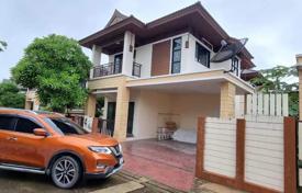 3 pièces maison de campagne 165 m² en Pattaya, Thaïlande. $182,000