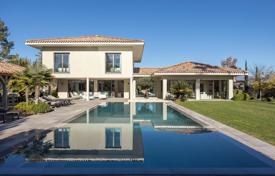 Villa – Fayence, Côte d'Azur, France. 5,700,000 €