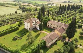 Villa – Sienne, Toscane, Italie. Price on request