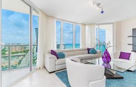 Appartement – Collins Avenue, Miami, Floride,  Etats-Unis. $889,000