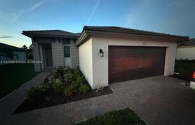 Maison en ville – Corkscrew, Collier County, Floride,  Etats-Unis. $549,000