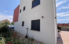 7 pièces maison en ville 188 m² en Zadar County, Croatie. 499,000 €