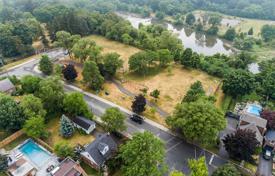 3 pièces maison en ville en York, Canada. C$1,449,000