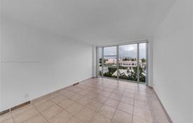 2 pièces appartement en copropriété 144 m² à Miami Beach, Etats-Unis. $499,000