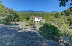 6 pièces maison de campagne à Grambois, France. 795,000 €