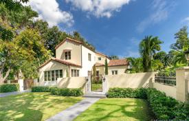 Villa – Miami, Floride, Etats-Unis. $2,200,000