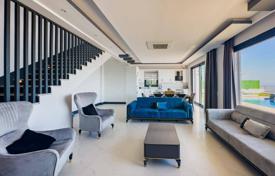 Maisons Avec Vue sur Mer et 4 Chambres à Antalya Kalkan. $1,184,000