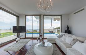 Maison en ville 360 m² à Arenys de Mar, Espagne. 350,000 €