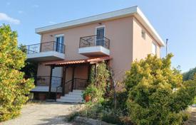 Maison en ville – Agia Triada, Péloponnèse, Grèce. 460,000 €