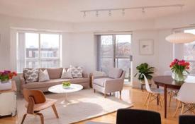 Appartement – Bathurst Street, Toronto, Ontario,  Canada. C$1,033,000