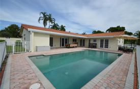 Maison en ville – Miami Lakes, Miami, Floride,  Etats-Unis. $1,170,000