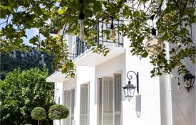 Maison de campagne – Èze, Côte d'Azur, France. 3,900,000 €