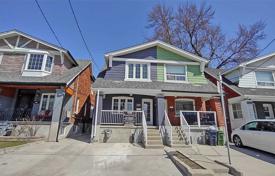 Maison mitoyenne – East York, Toronto, Ontario,  Canada. C$1,526,000