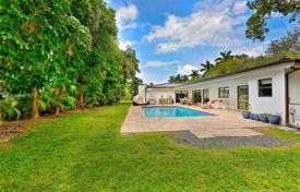 Villa – Miami, Floride, Etats-Unis. $1,750,000