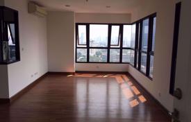 2 pièces appartement en copropriété à Phaya Thai, Thaïlande. $294,000