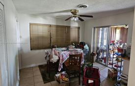 Maison en ville – Lauderdale Lakes, Broward, Floride,  Etats-Unis. $403,000
