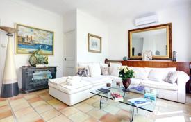 4 pièces villa à Antibes, France. 3,750 € par semaine