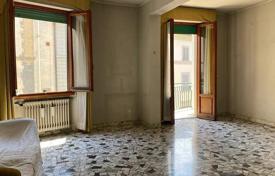 Appartement – Florence, Toscane, Italie. 750,000 €