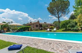 Villa – Asciano, Toscane, Italie. 1,600,000 €