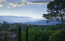 7 pièces villa à Mougins, France. 15,000 € par semaine