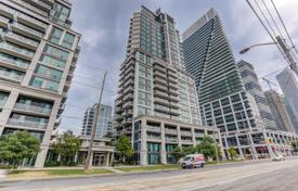 1 pièces appartement à Lake Shore Boulevard West, Canada. C$687,000