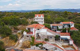 Maison en ville – Drvenik Mali, Comté de Split-Dalmatie, Croatie. 160,000 €