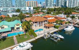 Maison en ville – Sunny Isles Beach, Floride, Etats-Unis. $6,990,000