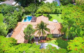 Villa – Miami, Floride, Etats-Unis. $1,000,000