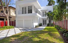 Villa – Miami, Floride, Etats-Unis. $2,100,000