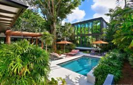 7 pièces villa 425 m² en Miami, Etats-Unis. $2,795,000
