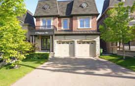 4 pièces maison en ville à Etobicoke, Canada. C$1,898,000